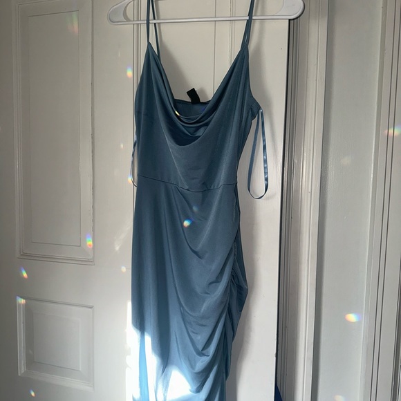 Lillian High Slit Formal Dress Blue from Windsor - Picture 4 of 7